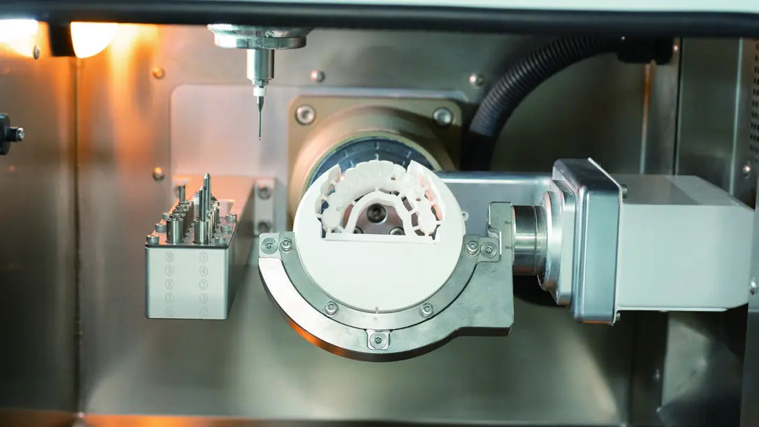 AMD-500S FIVE-AXIS MILLING MACHINE - FinalCut™